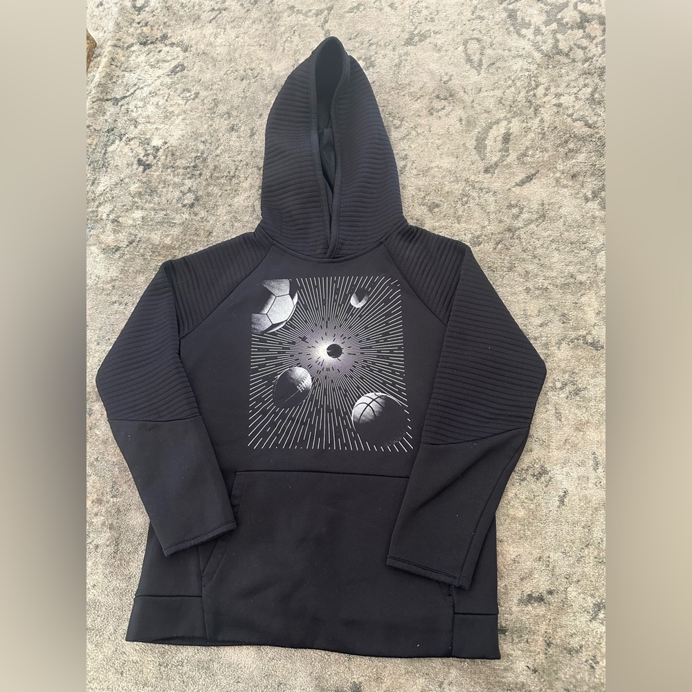 Old Navy boys size 8 Black Hoodie with Graphic Design